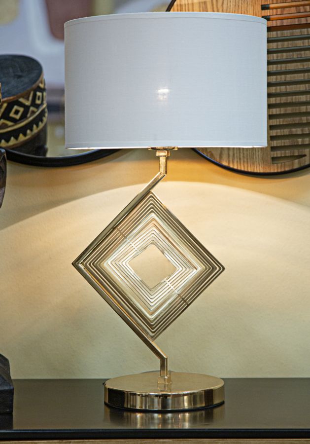 Aranyszínű és Fehér Geometrikus Asztali Lámpa