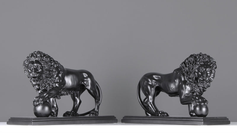 Medici & Vacca oroszlánok fekete páros szobor